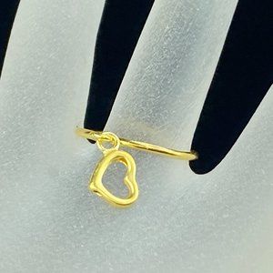 24K yellow gold custom Heart Dangle charge ring 1.8g s7.5
